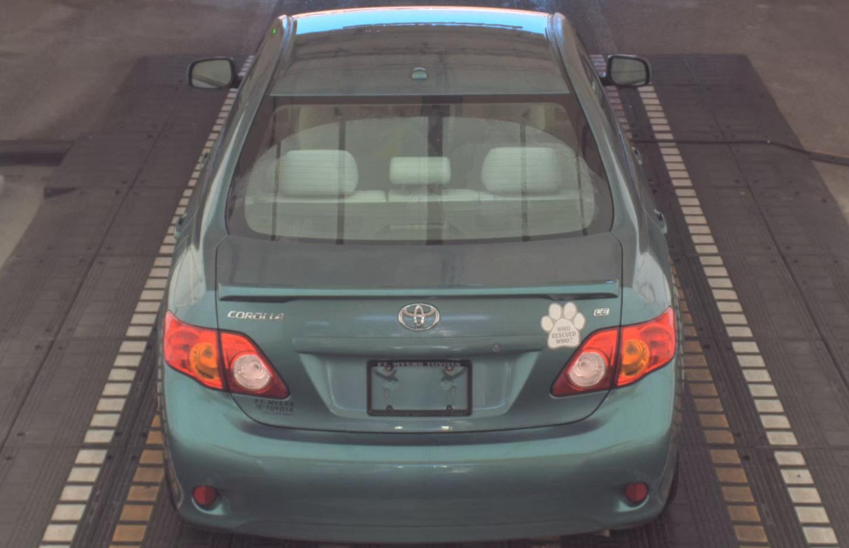 Toyota Corolla Base 2010