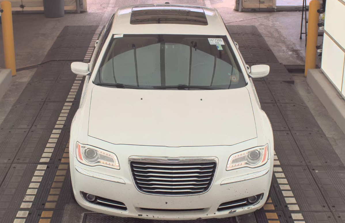 Chrysler 300  2013