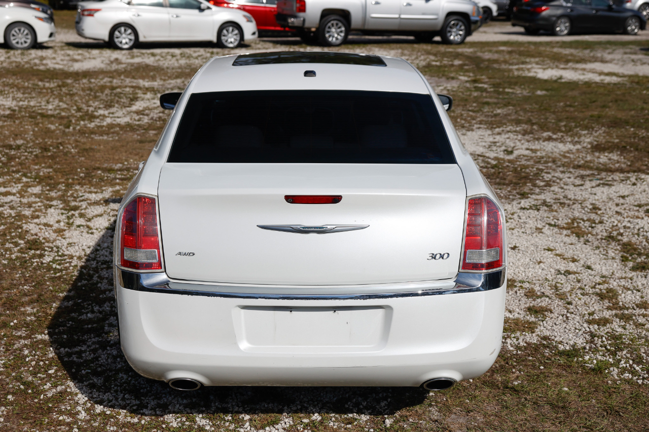 Chrysler 300  2013