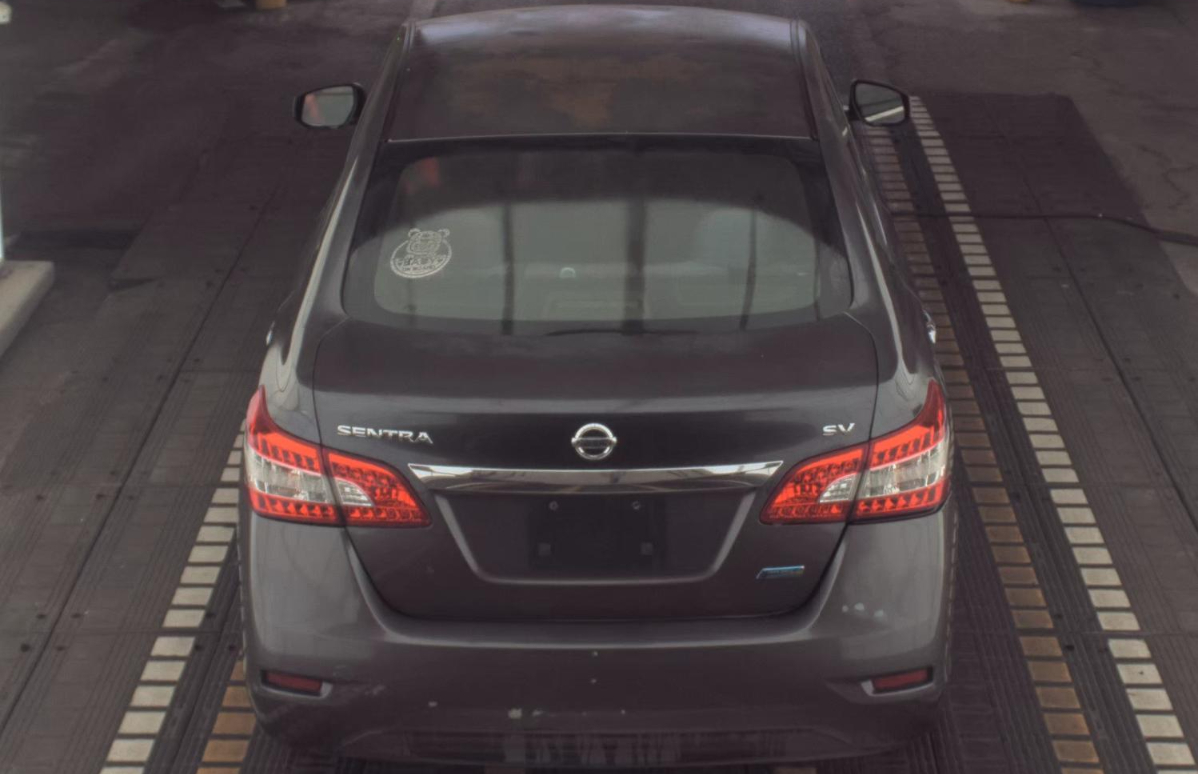 Nissan Sentra S 2014
