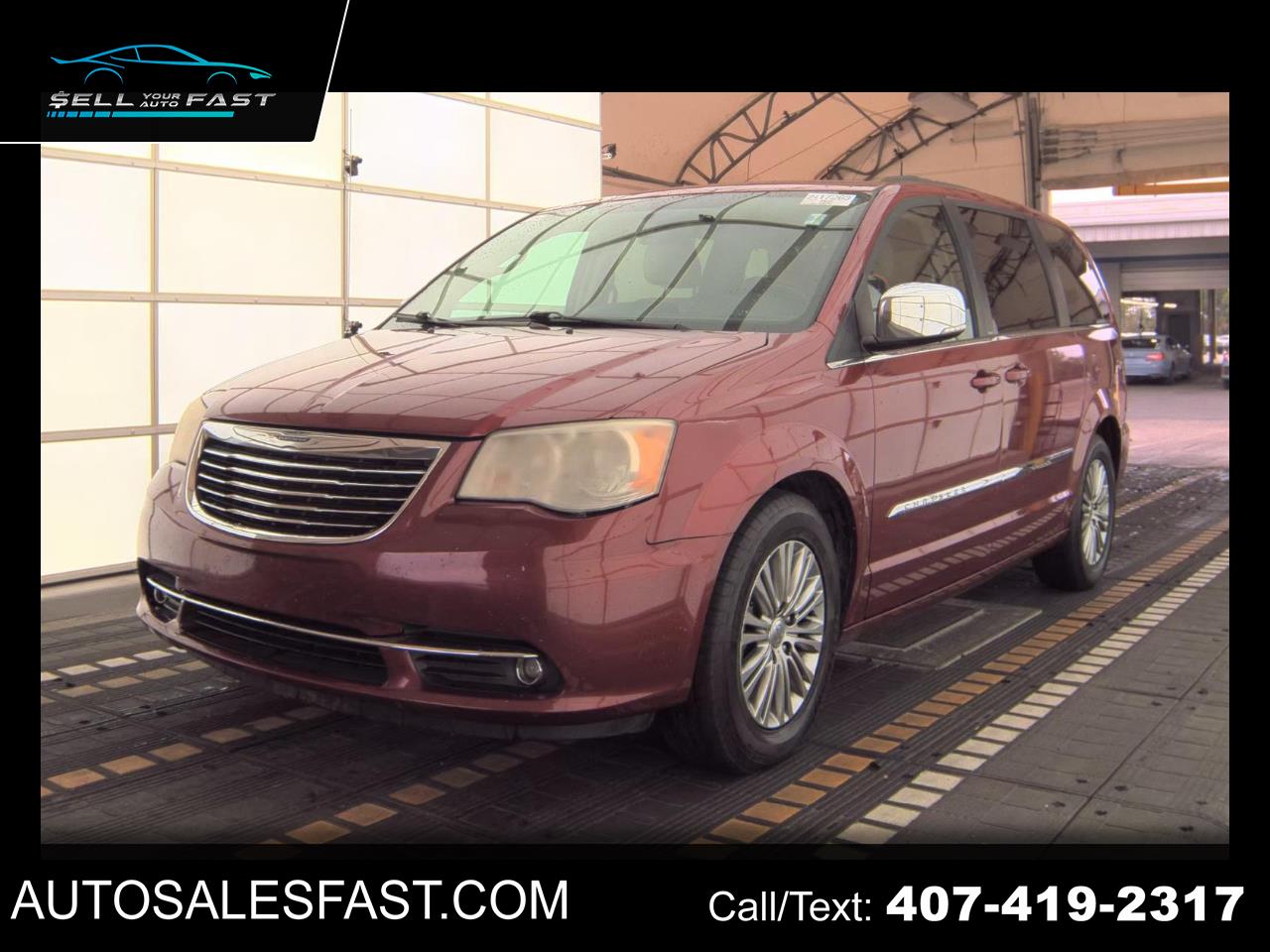 Chrysler Town & Country  2014