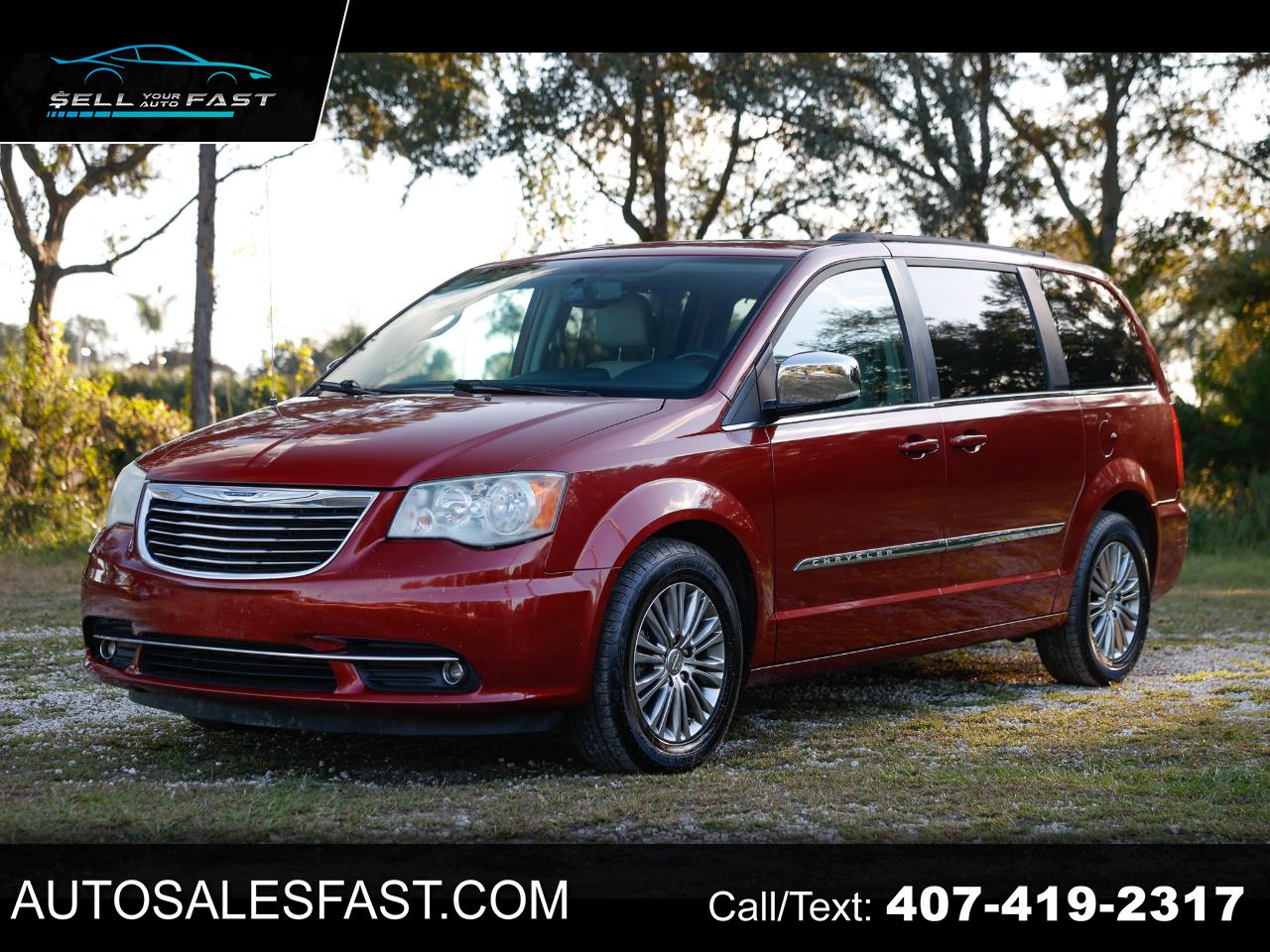 2014 Chrysler Town & Country Touring-L