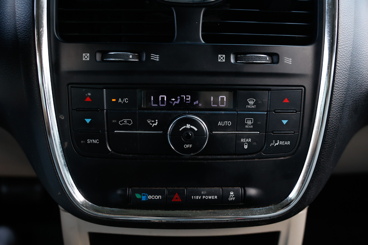 Chrysler Town & Country  2014