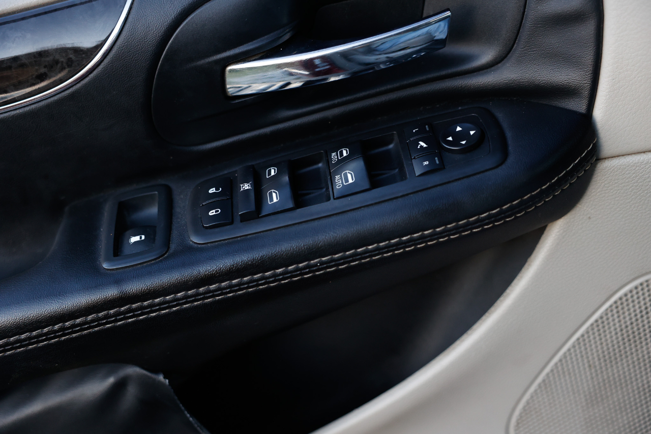 Chrysler Town & Country  2014