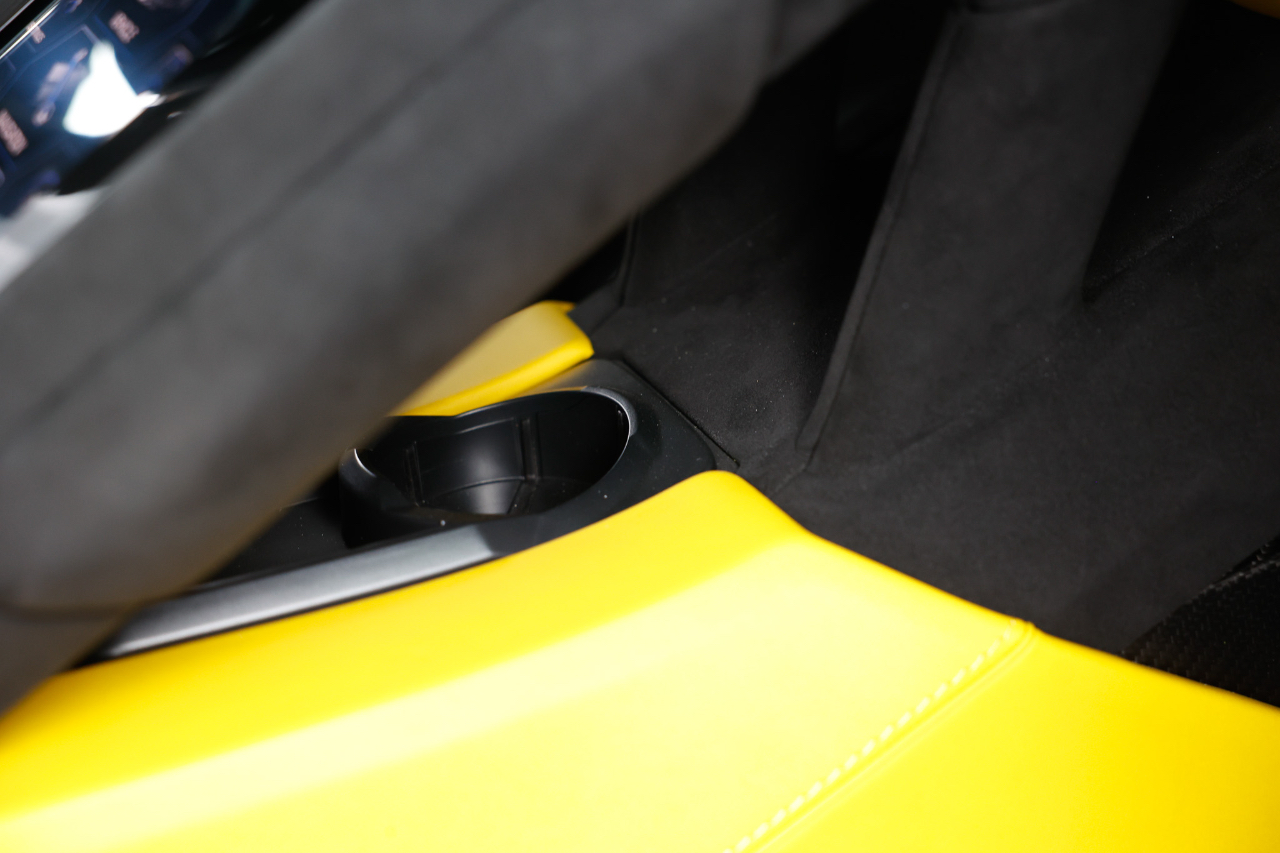 Lamborghini Huracan  2023