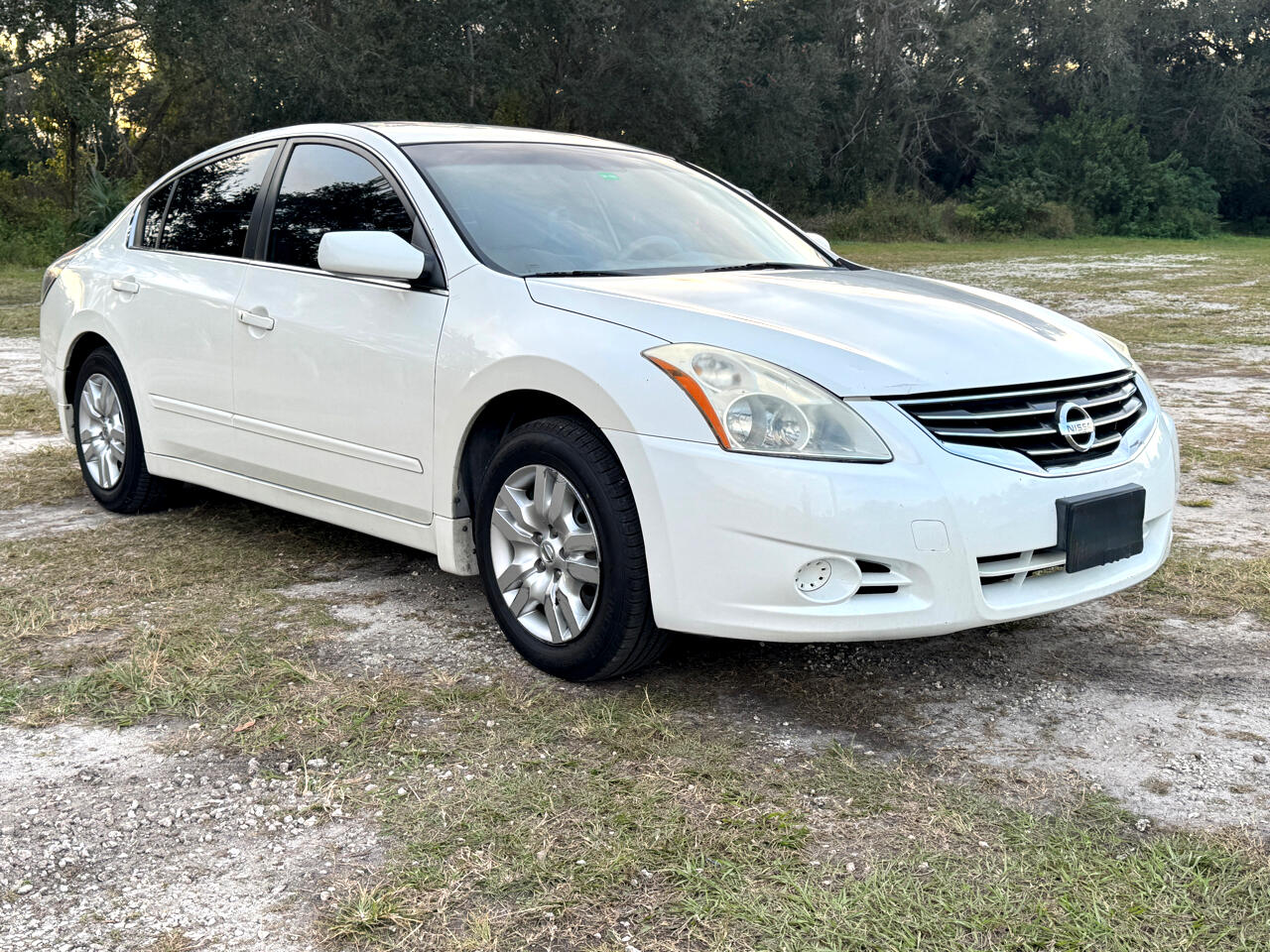 Nissan Altima  2010