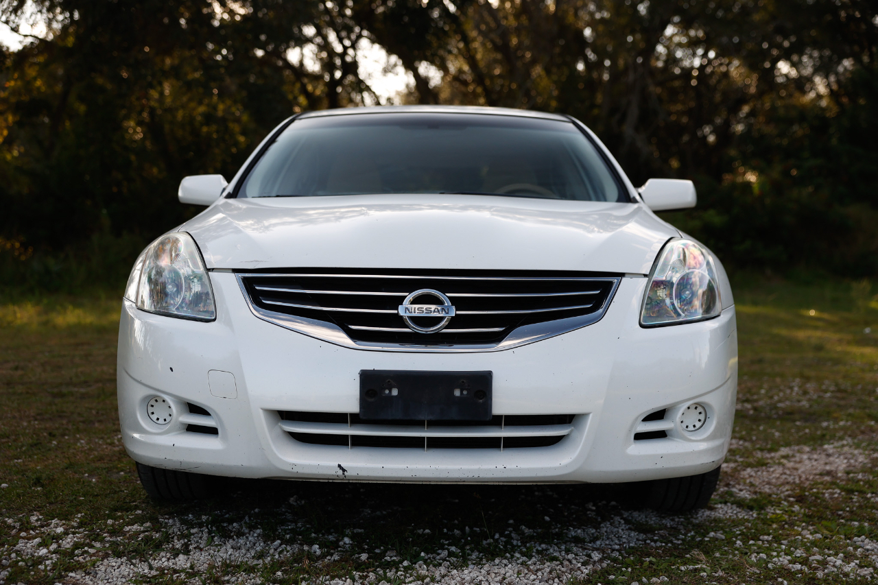Nissan Altima  2010