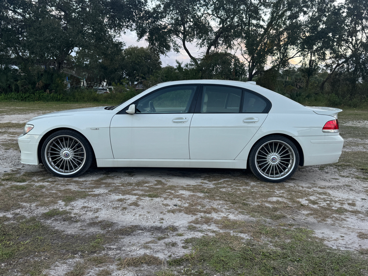 BMW Alpina B7  2007