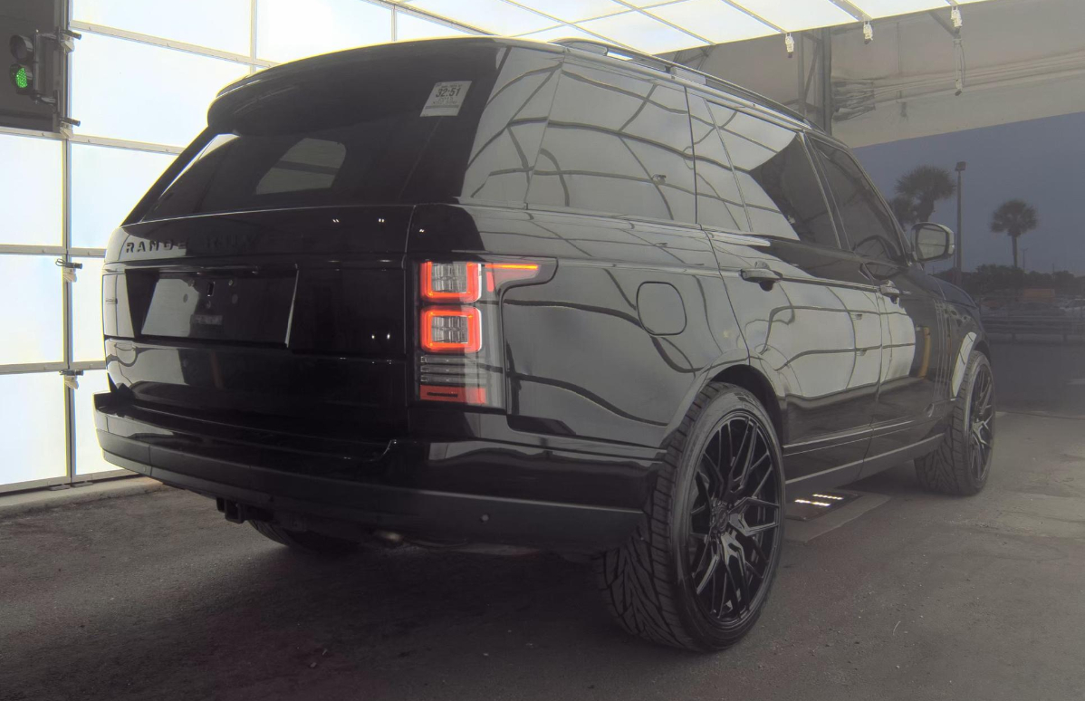 Land Rover Range Rover V8 Supercharged LWB 2015