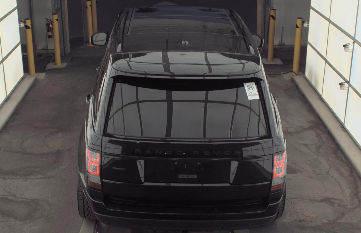 Land Rover Range Rover V8 Supercharged LWB 2015