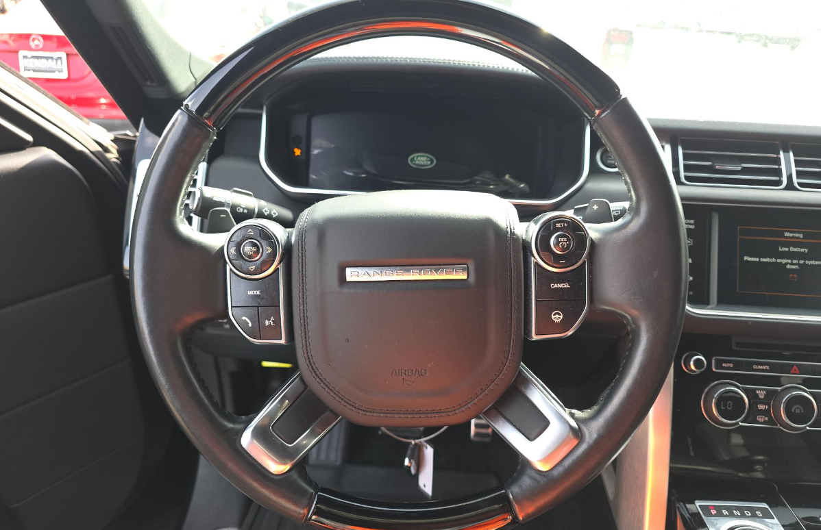 Land Rover Range Rover V8 Supercharged LWB 2015