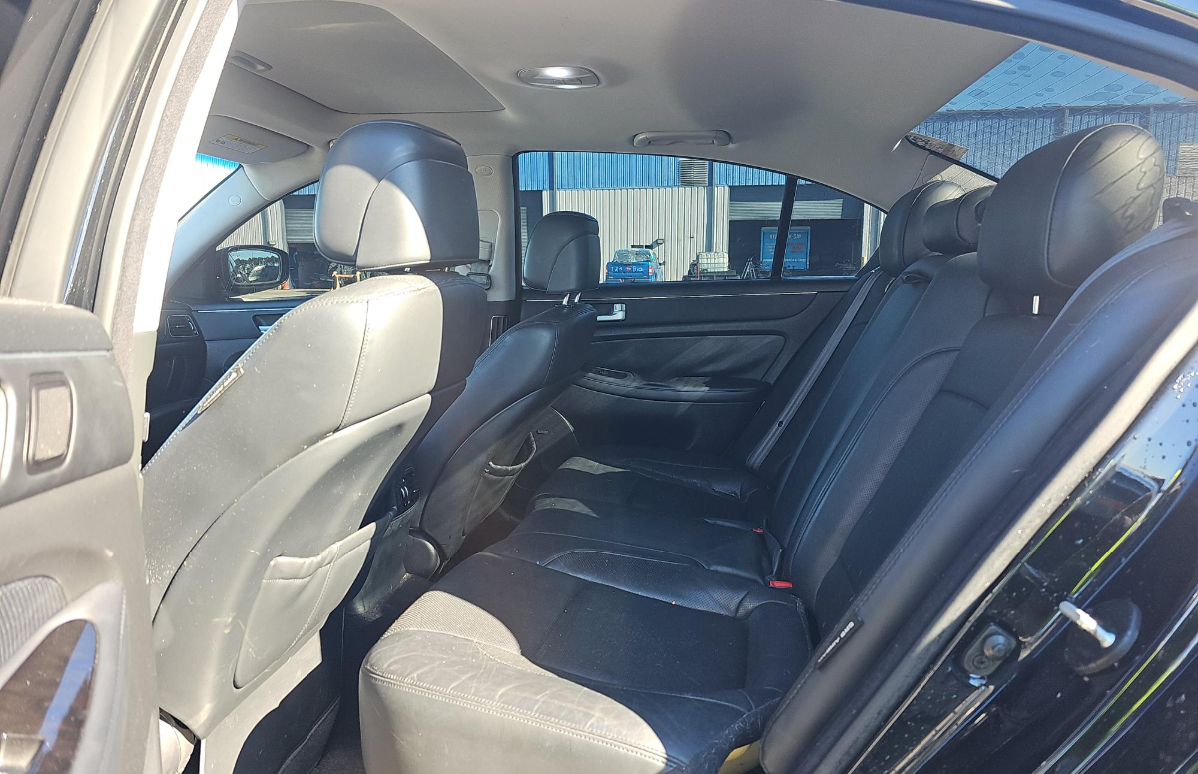 Hyundai Genesis 5.0L R-Spec 2014