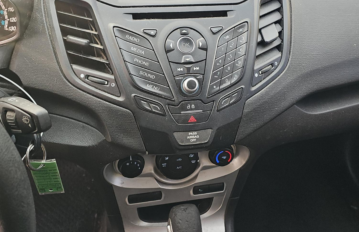 Ford Fiesta SE Hatchback 2017