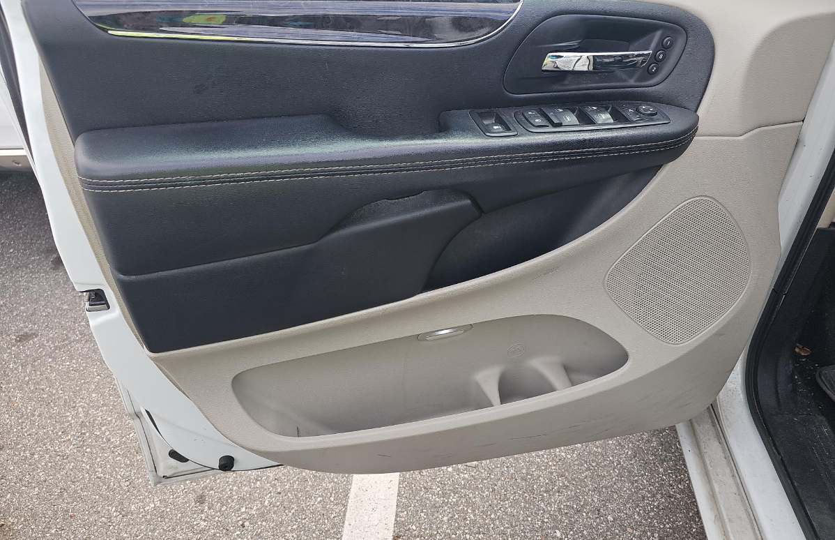 Chrysler Town & Country  2015