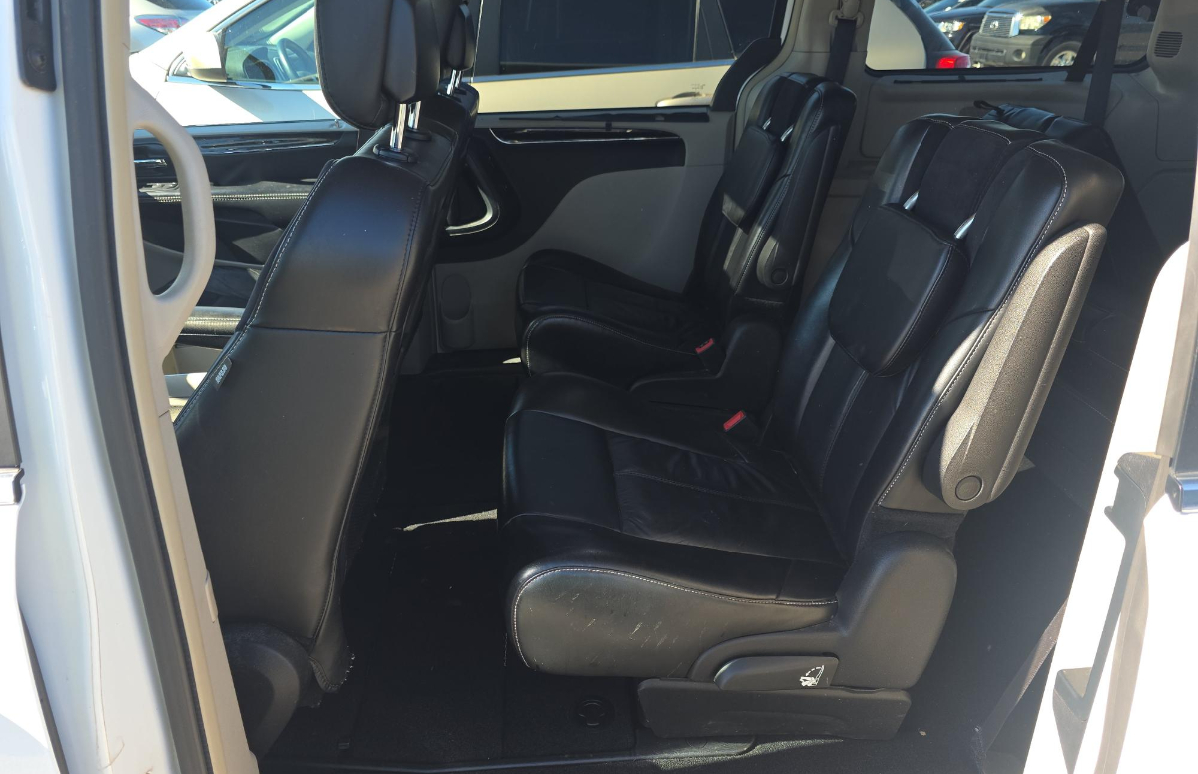 Chrysler Town & Country  2015