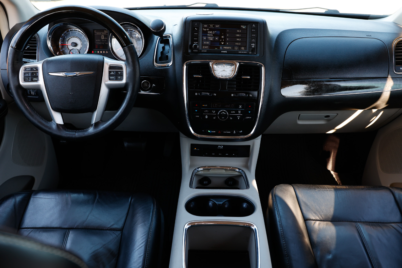 Chrysler Town & Country  2015