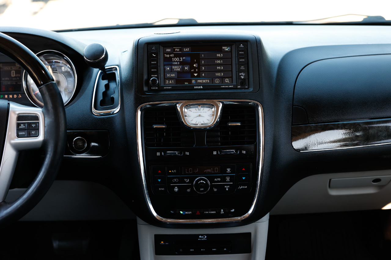 Chrysler Town & Country  2015