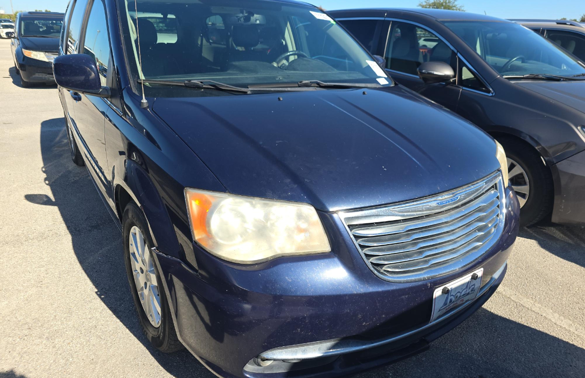 Chrysler Town & Country  2014