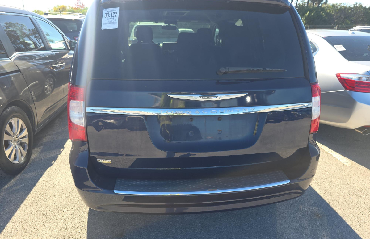 Chrysler Town & Country  2014