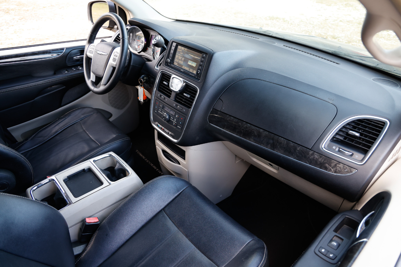 Chrysler Town & Country  2014