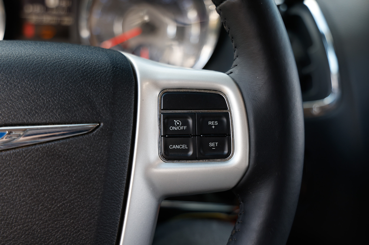 Chrysler Town & Country  2014