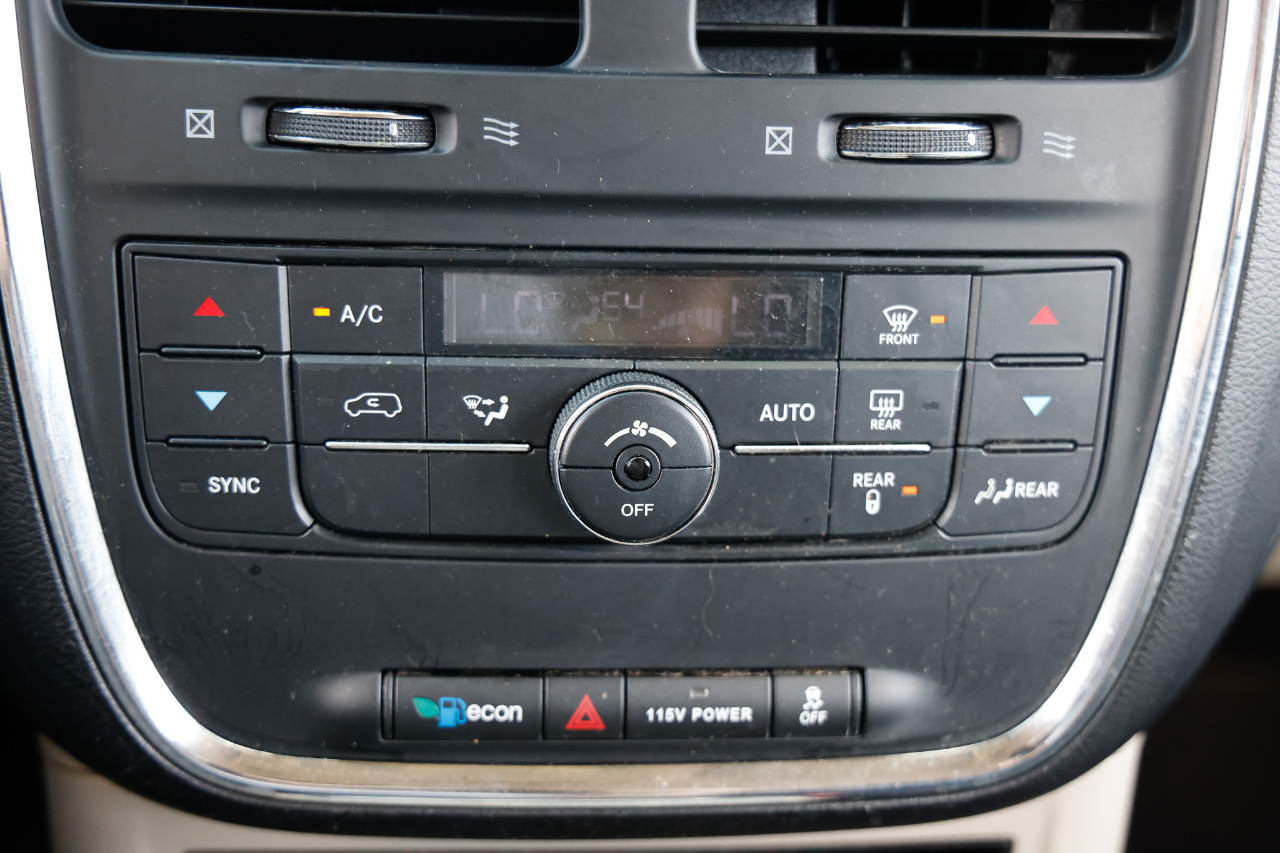 Chrysler Town & Country  2014