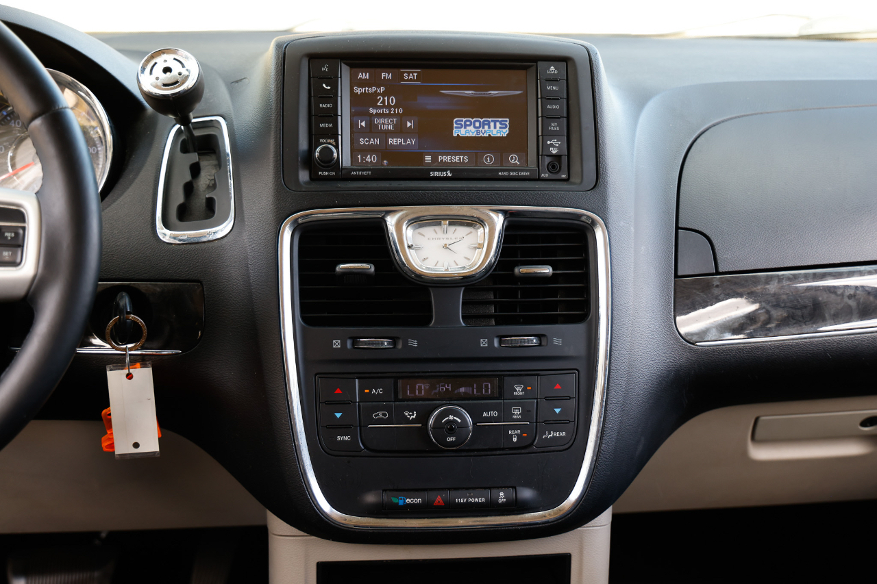 Chrysler Town & Country  2014