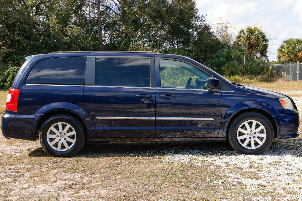 Chrysler Town & Country  2014