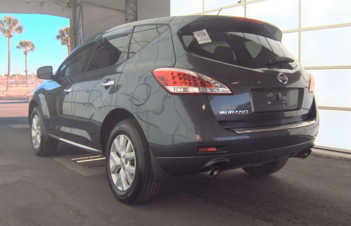 Nissan Murano S 2011