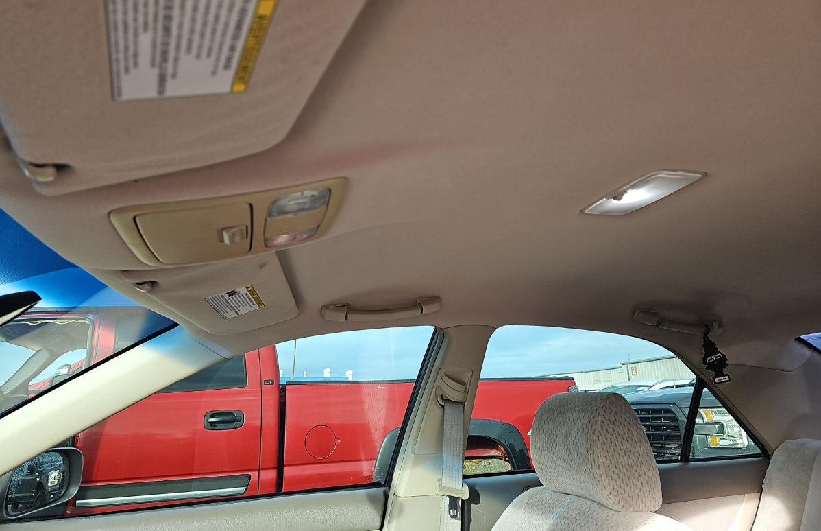 Toyota Camry LE 2004