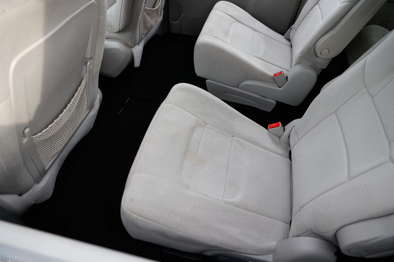 Chrysler Town & Country  2011