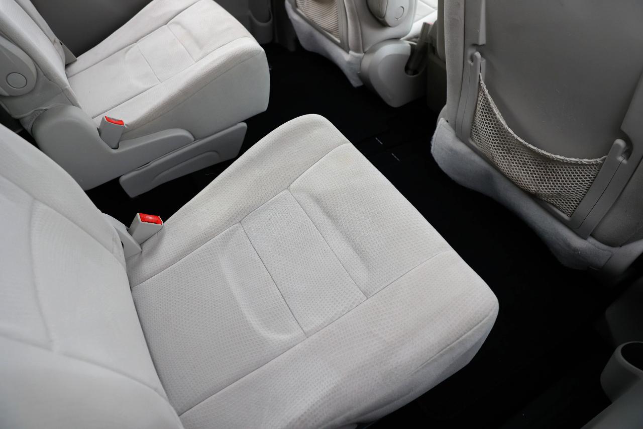 Chrysler Town & Country  2011