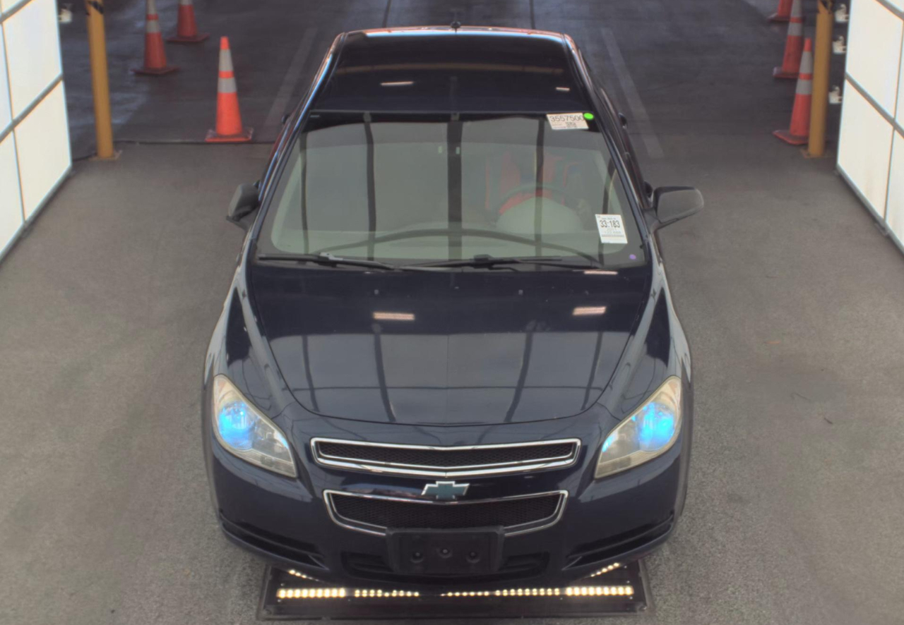 Chevrolet Malibu  2011