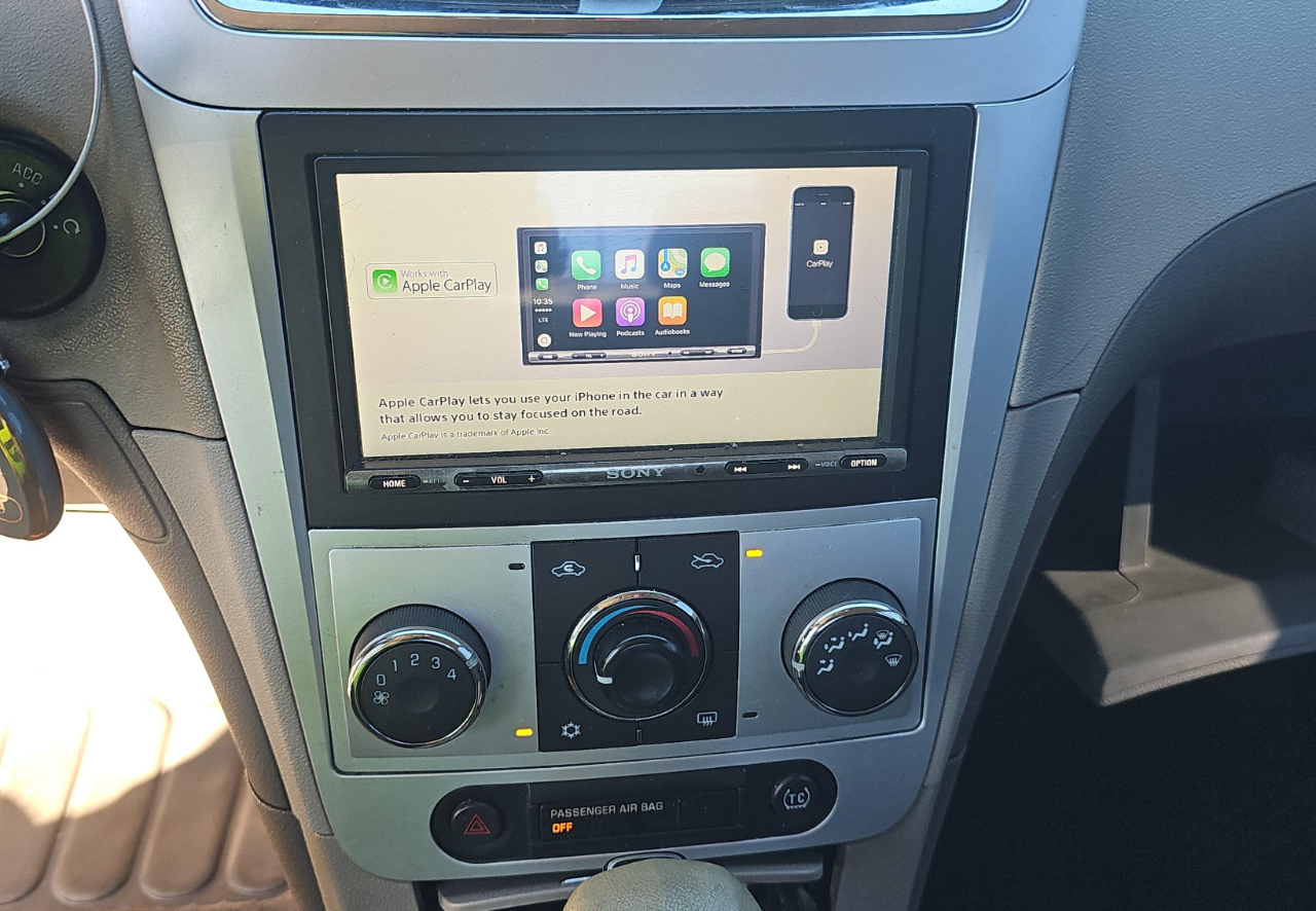 Chevrolet Malibu  2011