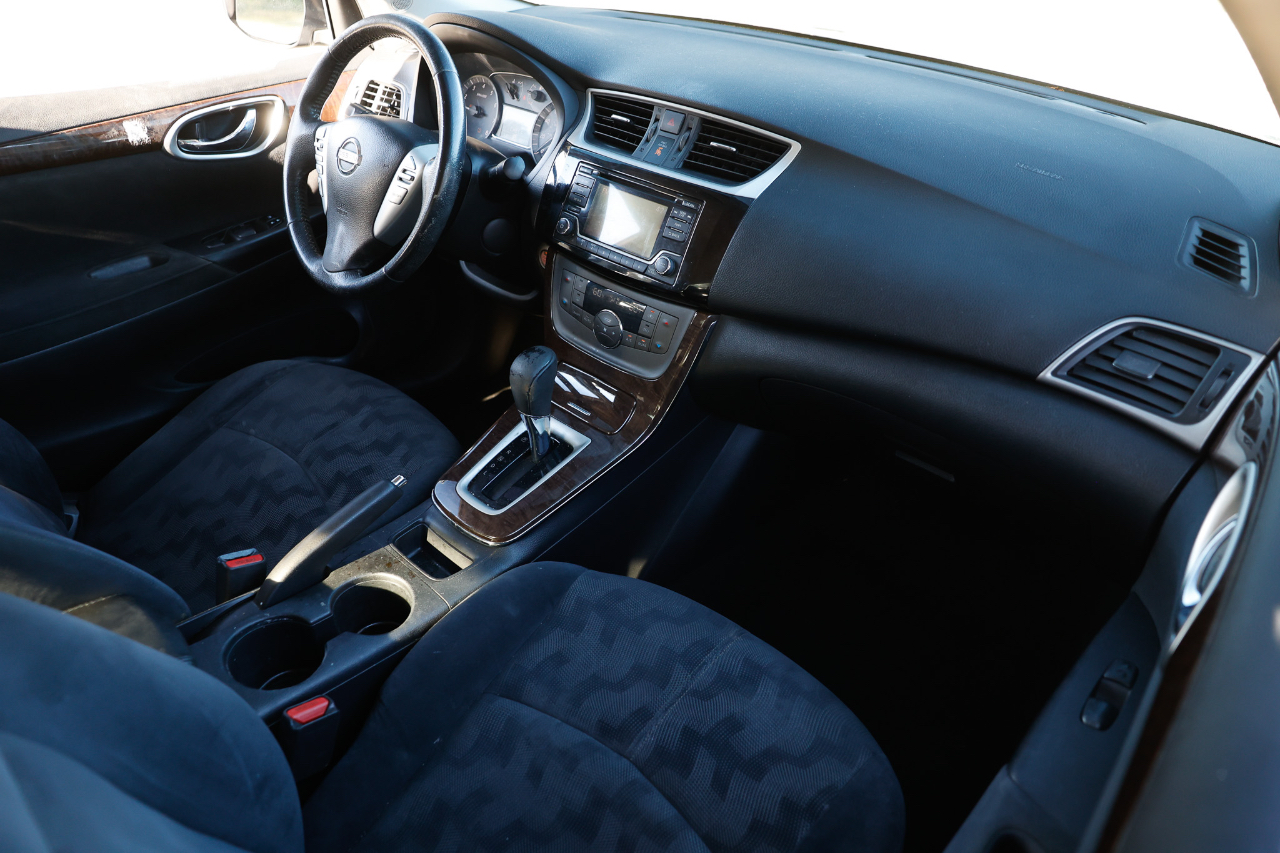 Nissan Sentra  2013
