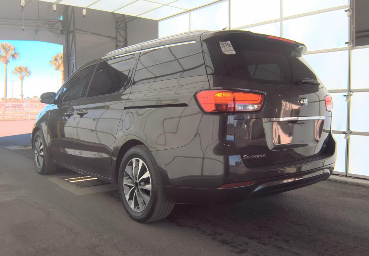 Kia Sedona  2015