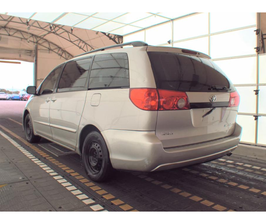 Toyota Sienna  2009