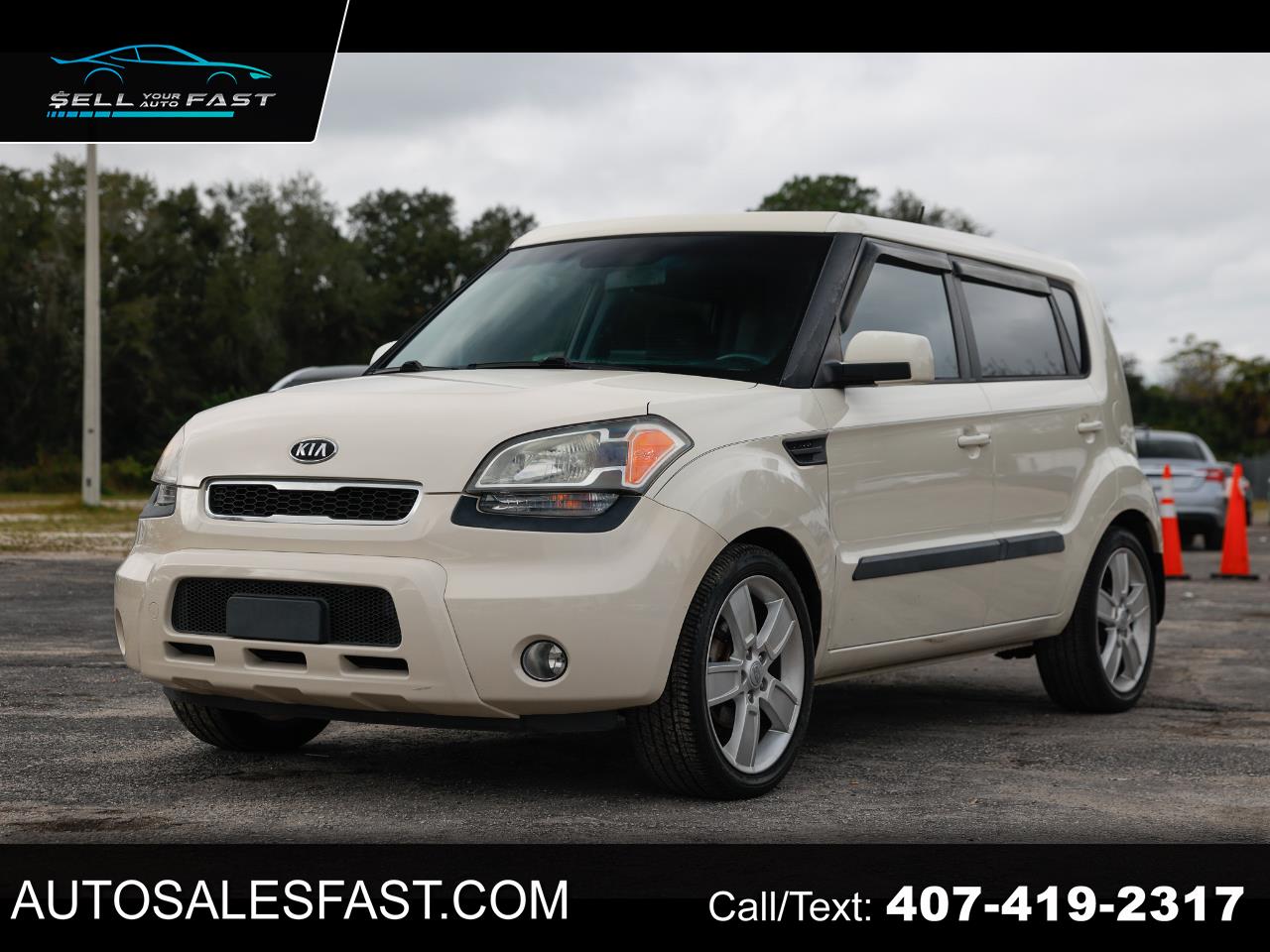 2011 Kia Soul Base's photo