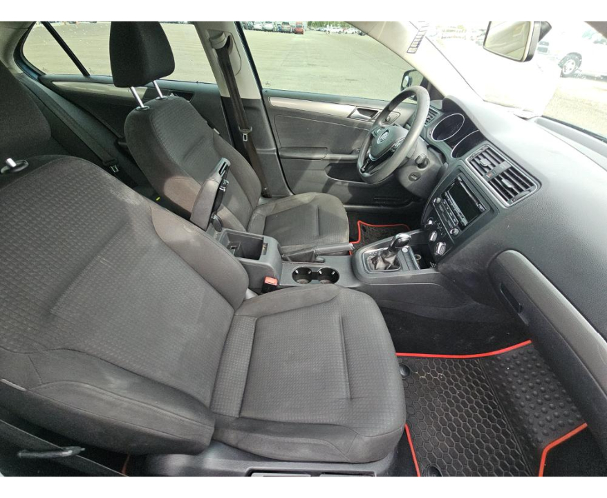 Volkswagen Jetta Sedan  2015