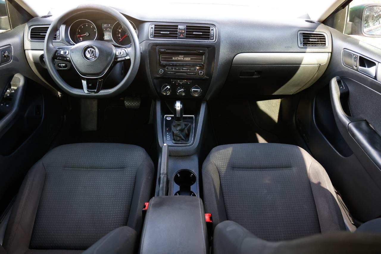 Volkswagen Jetta Sedan  2015