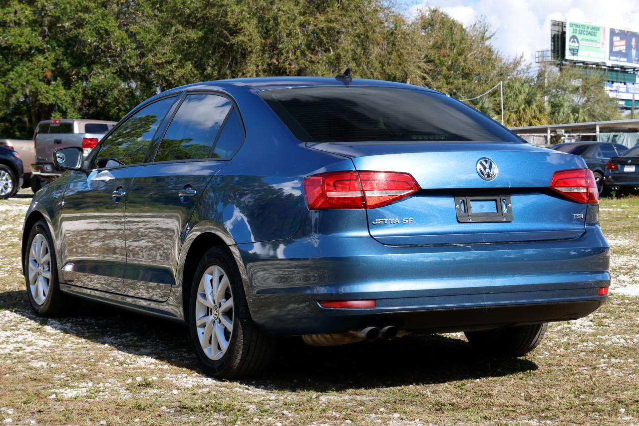 Volkswagen Jetta Sedan  2015