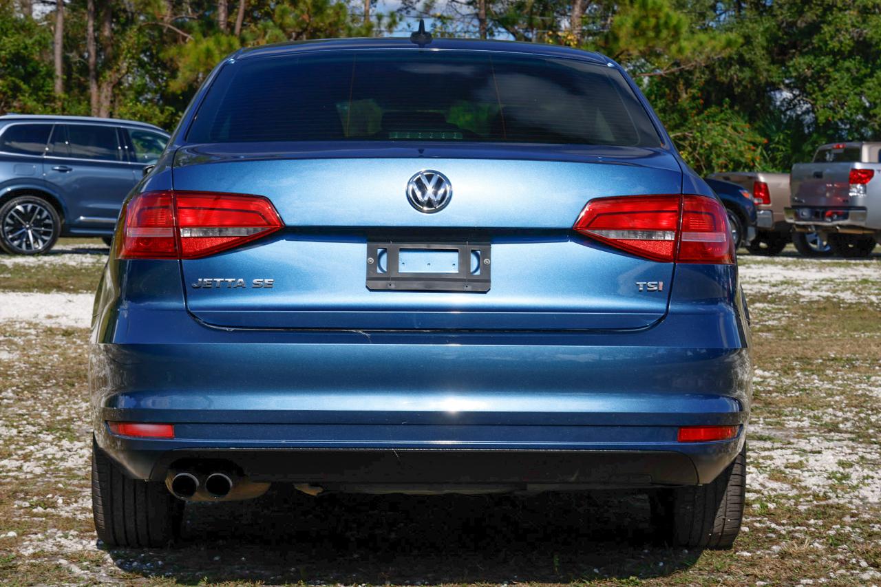 Volkswagen Jetta Sedan  2015