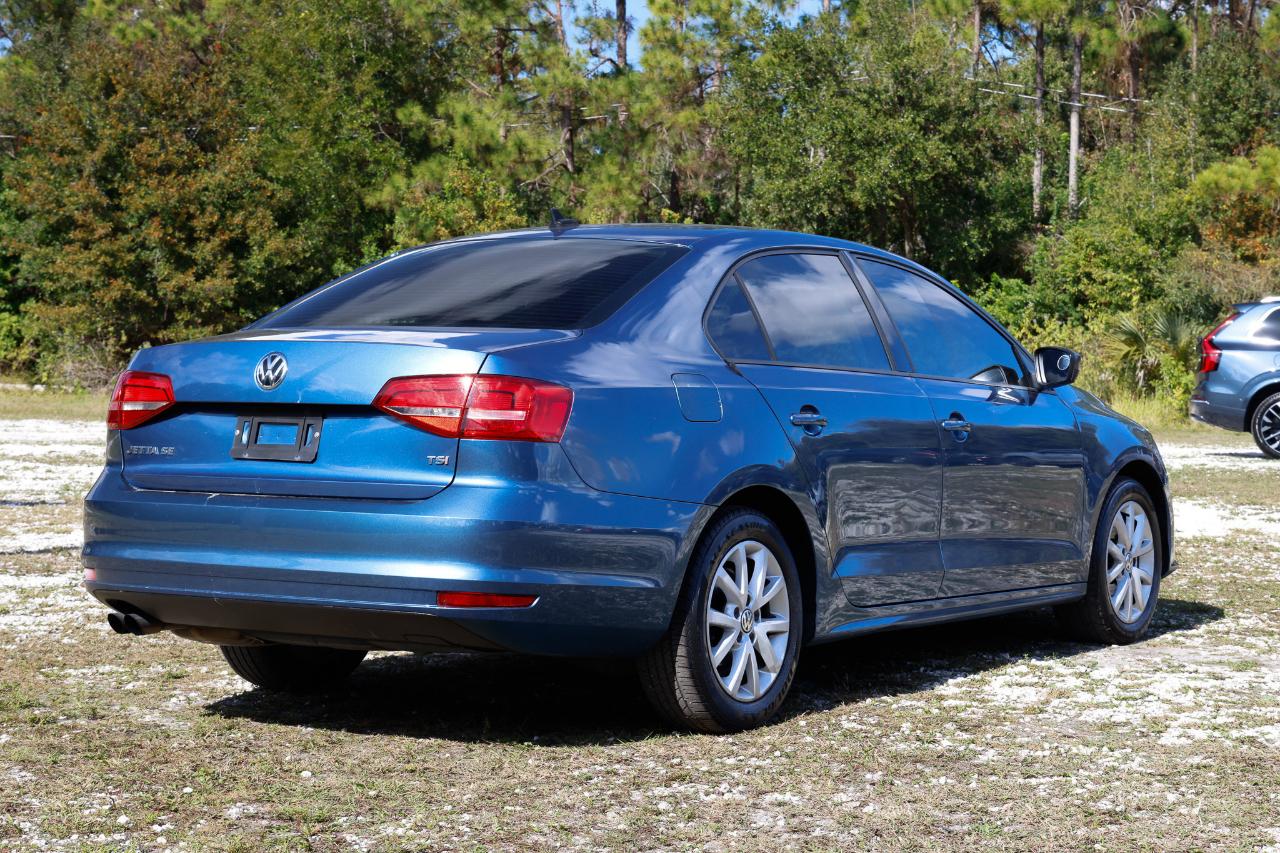 Volkswagen Jetta Sedan  2015