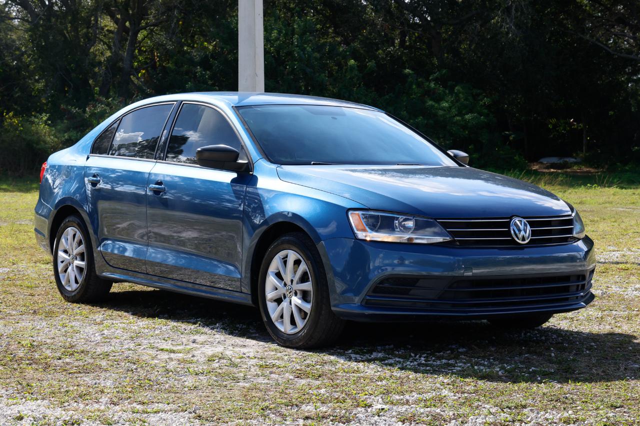 Volkswagen Jetta Sedan  2015