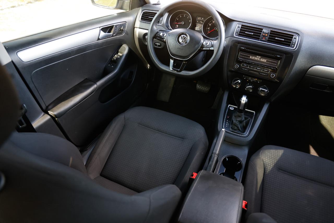 Volkswagen Jetta Sedan  2015