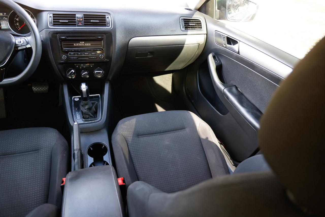 Volkswagen Jetta Sedan  2015