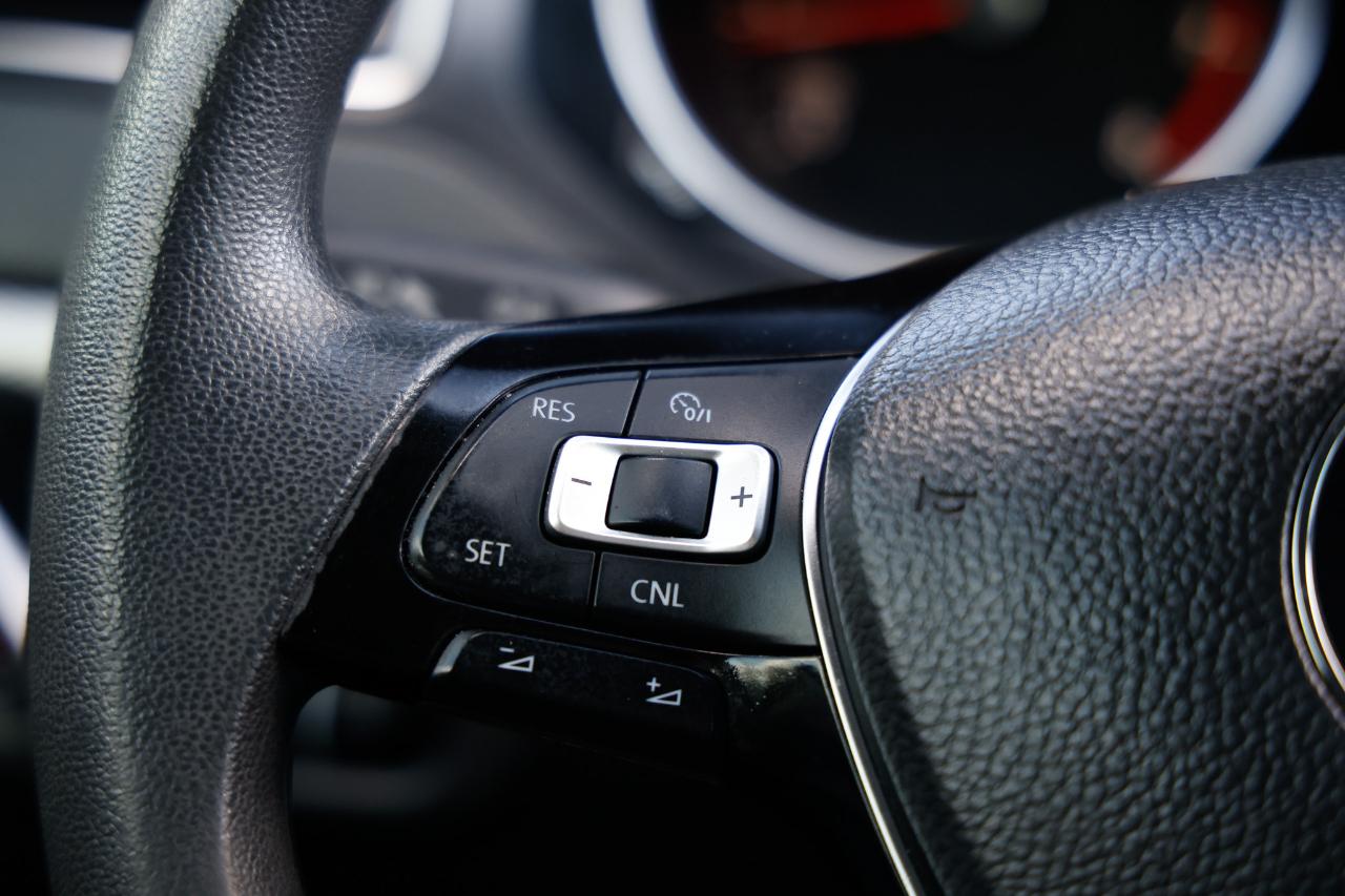 Volkswagen Jetta Sedan  2015