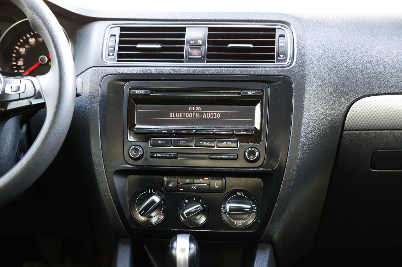 Volkswagen Jetta Sedan  2015