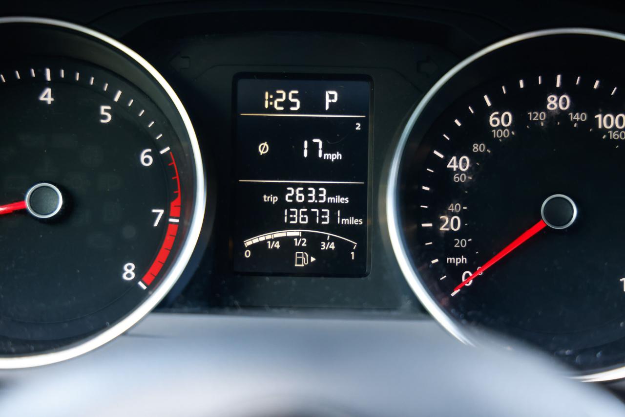 Volkswagen Jetta Sedan  2015