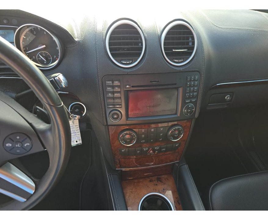 Mercedes-Benz GL-Class  2010